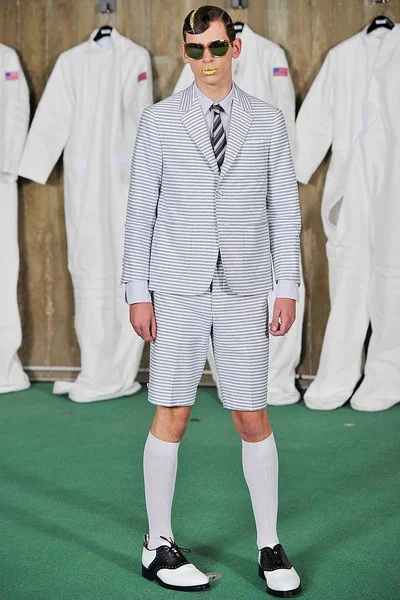 Look 7